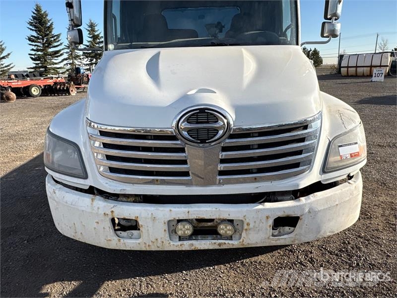 Hino 258 Kabine i unutrašnjost