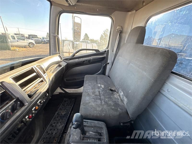 Hino 258 Kabine i unutrašnjost