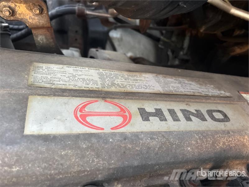 Hino 308 شاحنات ذات هيكل صندوقي