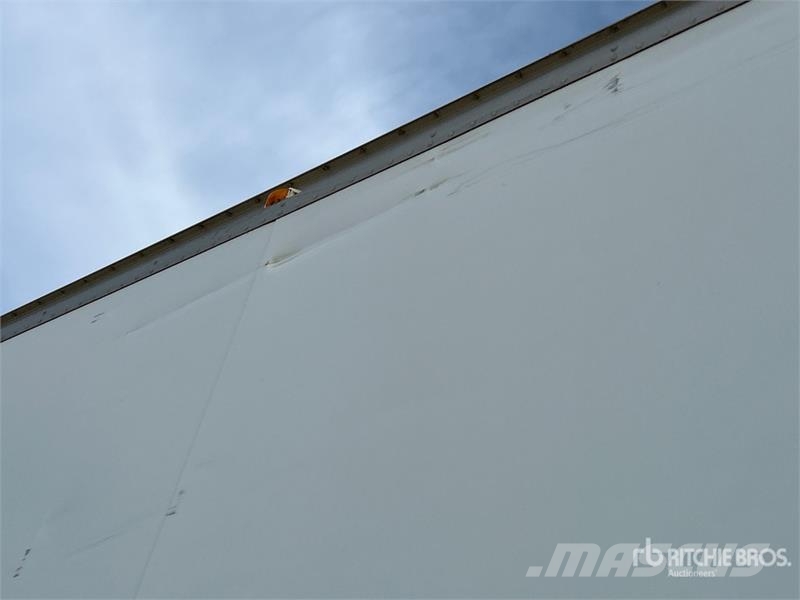 Hino 308 Bakwagens met gesloten opbouw