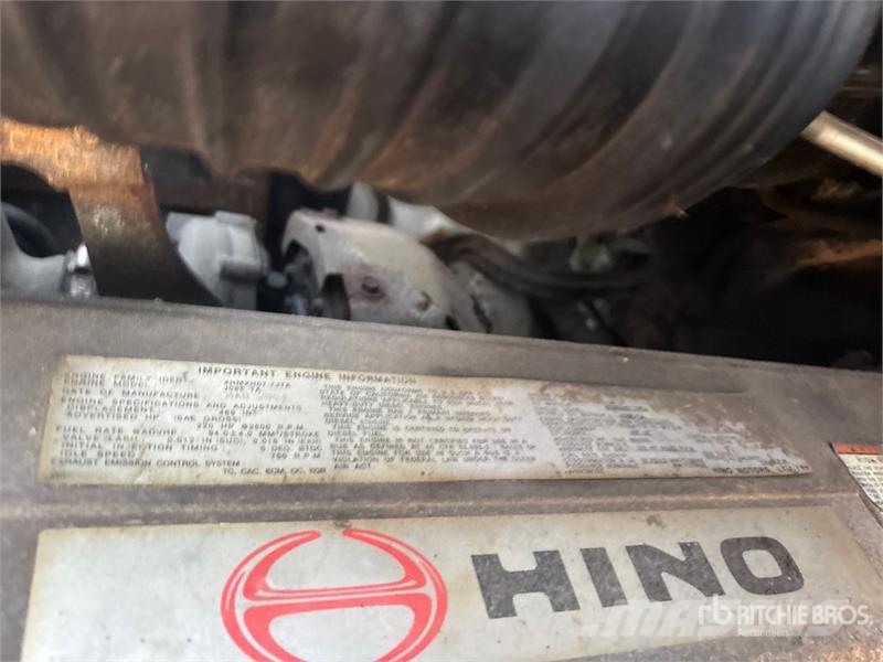 Hino 308 شاحنات ذات هيكل صندوقي