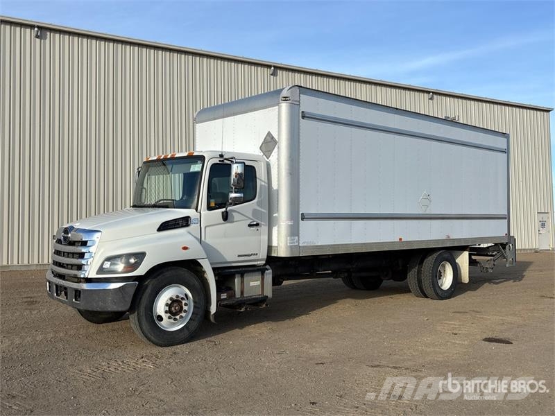Hino 338 4x2 Van Truck Грузовики-Фургоны
