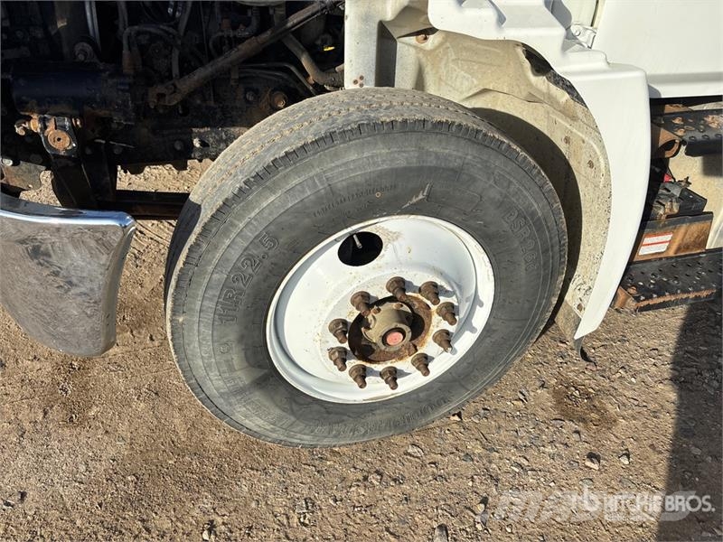 Hino 338 4x2 Van Truck Грузовики-Фургоны
