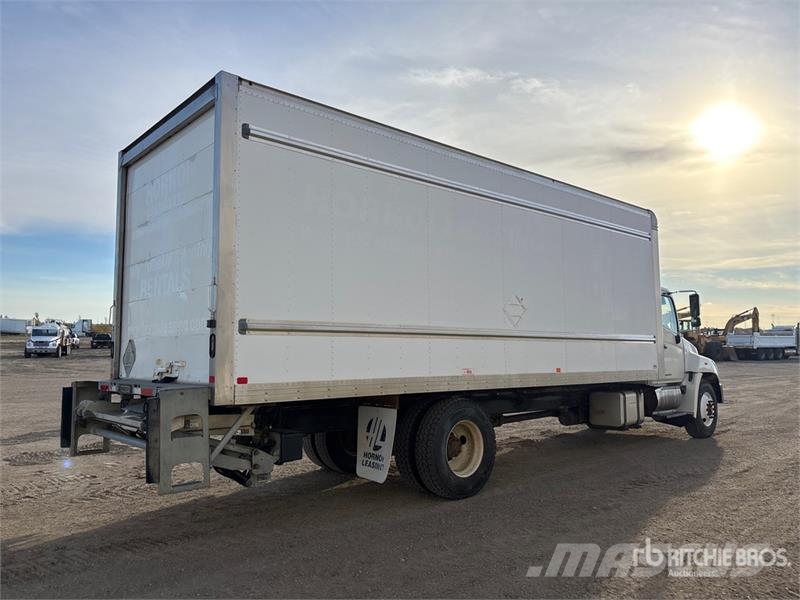 Hino 338 4x2 Van Truck Грузовики-Фургоны