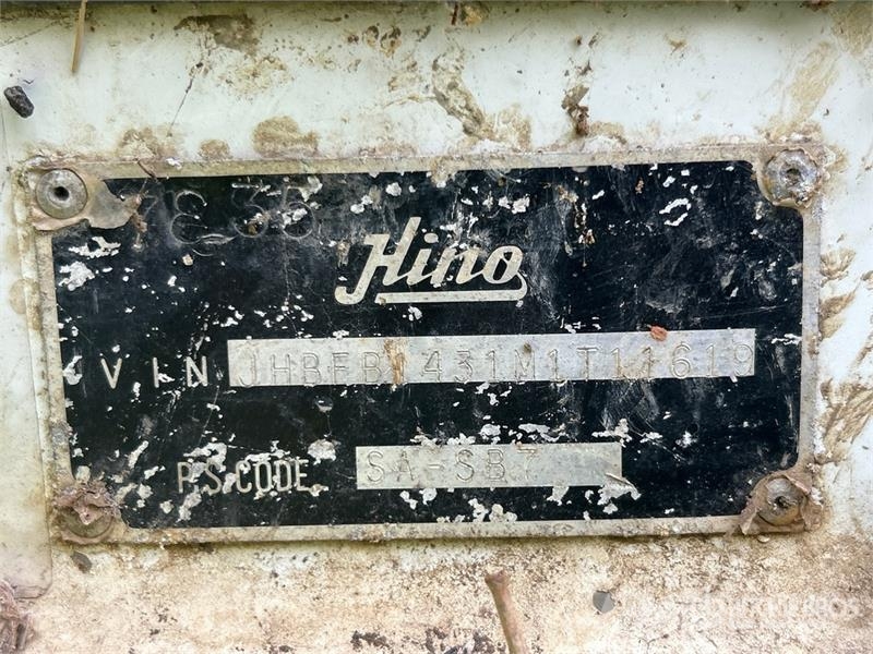 Hino 4x2 S/A Cabover Day Cab (Inoperable) 기타 트럭