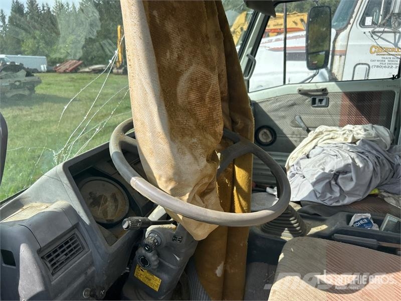 Hino 4x2 S/A Cabover Day Cab (Inoperable) 기타 트럭