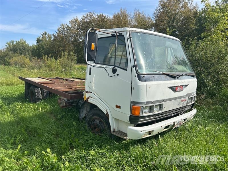 Hino 4x2 S/A Cabover Day Cab (Inoperable) 기타 트럭