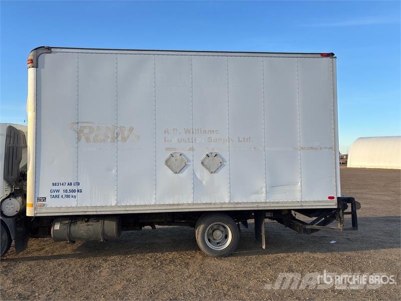 Hino FB1817 شاحنات ذات هيكل صندوقي