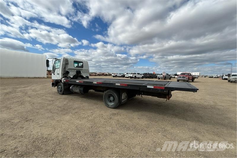 Hino FB1817 4x2 Flatbed Truck Kamioni sa otvorenim sandukom