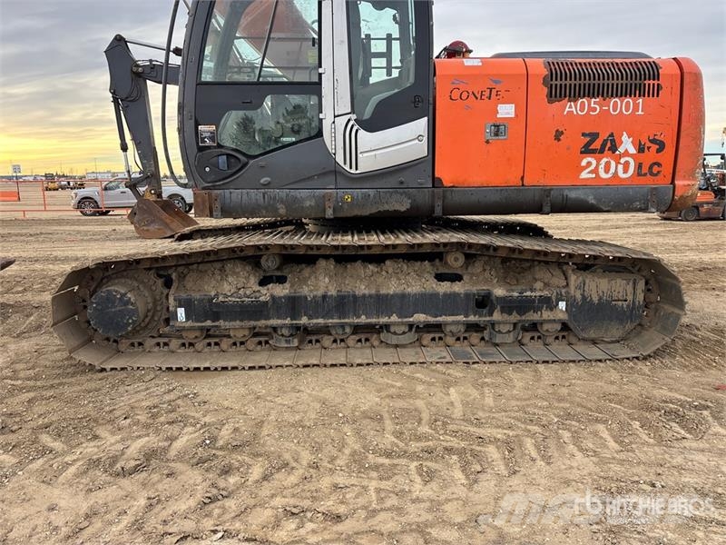 Hitachi ZX200LC-3 Tracked Excavator Crawler excavators