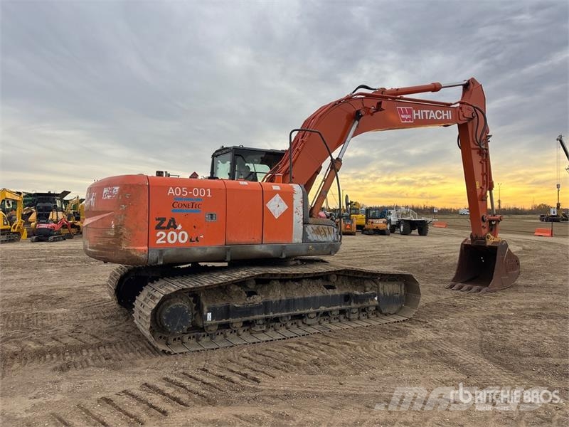 Hitachi ZX200LC-3 Tracked Excavator Crawler excavators