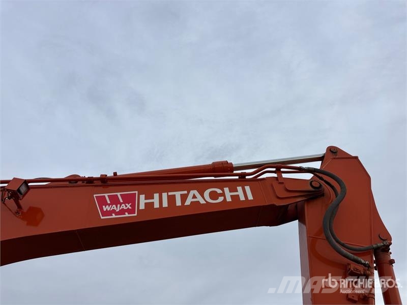 Hitachi ZX200LC-3 Tracked Excavator Crawler excavators
