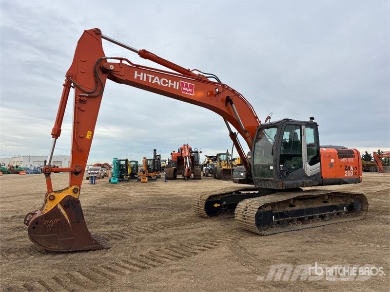 Hitachi ZX200LC-3 Tracked Excavator Crawler excavators