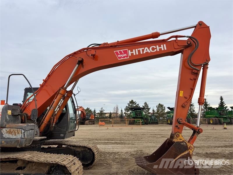 Hitachi ZX200LC-3 Tracked Excavator Crawler excavators