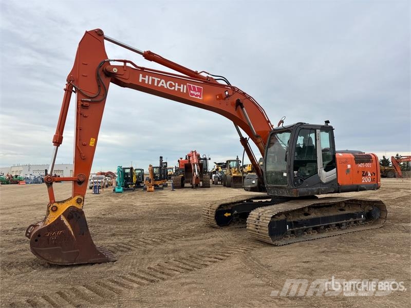 Hitachi ZX200LC-3 Tracked Excavator Crawler excavators
