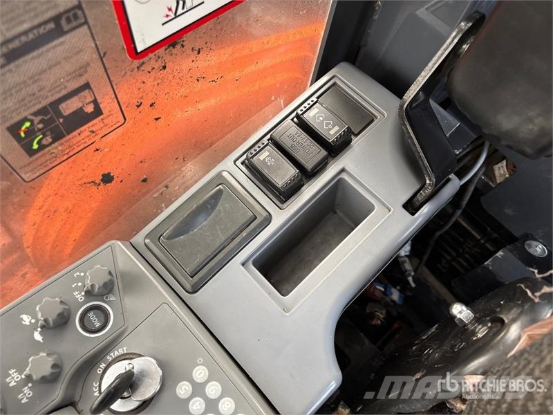 Hitachi ZX210F-FE-6N Processor Fa hántoló, vágó, aprító