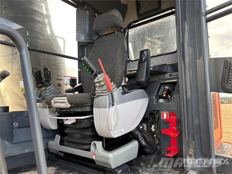 Hitachi ZX210F-FE-6N Processor Fa hántoló, vágó, aprító