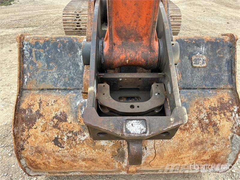 Hitachi ZX210LC-6 Tracked Excavator 履帶式 挖土機/掘鑿機/挖掘機