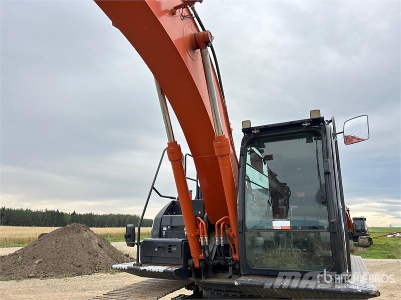 Hitachi ZX210LC-6 Tracked Excavator 履帶式 挖土機/掘鑿機/挖掘機