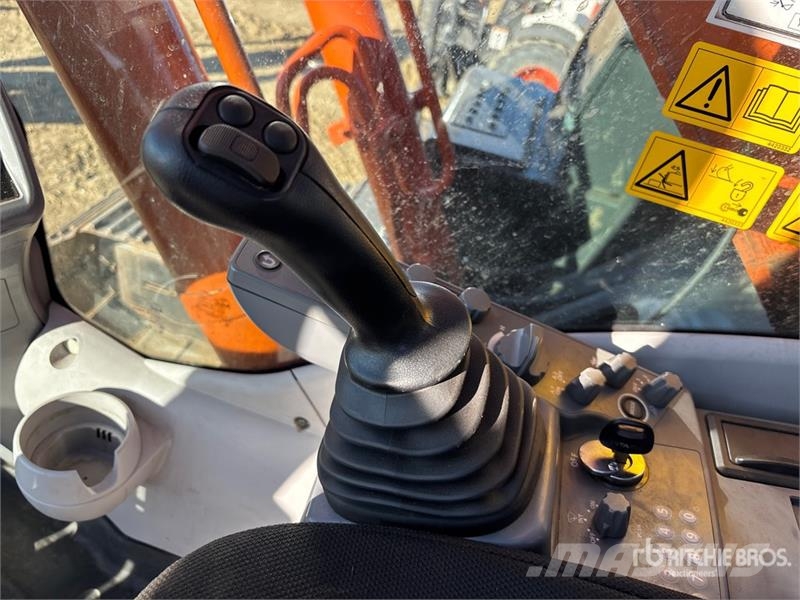 Hitachi ZX210LC-6 Tracked Excavator Bageri guseničari
