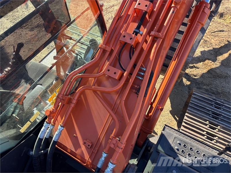 Hitachi ZX210LC-6 Tracked Excavator Bageri guseničari