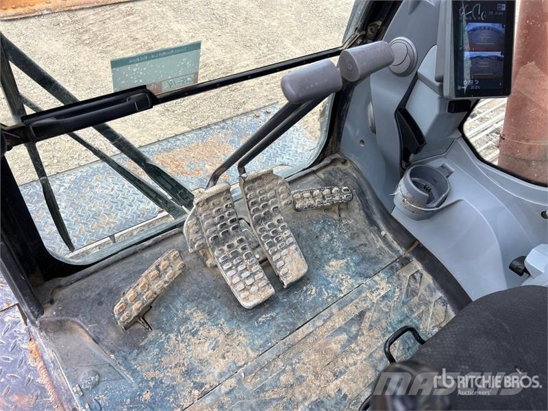 Hitachi ZX210LC-7H Tracked Excavator 履帶式 挖土機/掘鑿機/挖掘機