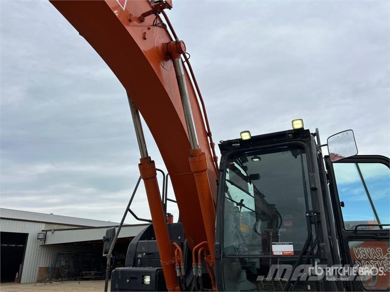 Hitachi ZX210LC-7H Tracked Excavator 履帶式 挖土機/掘鑿機/挖掘機