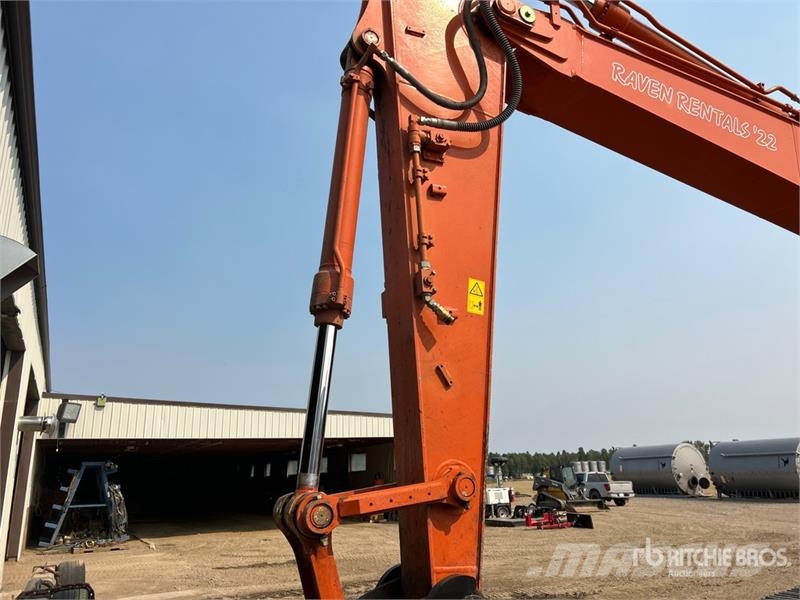 Hitachi ZX210LC-7H Tracked Excavator 履帶式 挖土機/掘鑿機/挖掘機