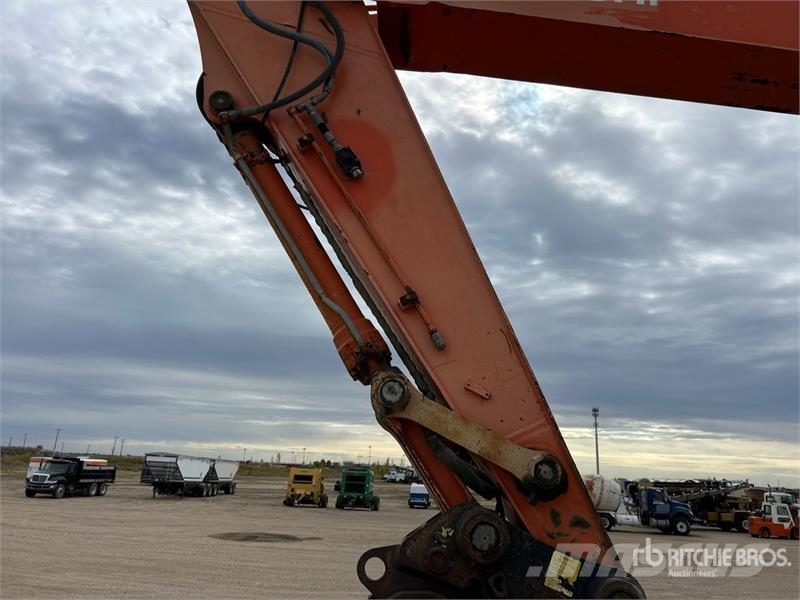 Hitachi ZX270 Koparki gąsienicowe
