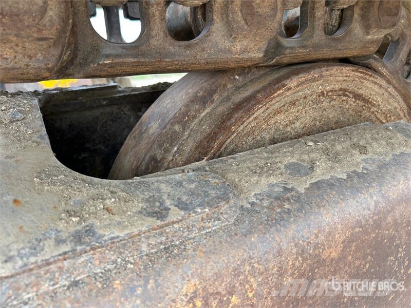Hitachi ZX270 Koparki gąsienicowe