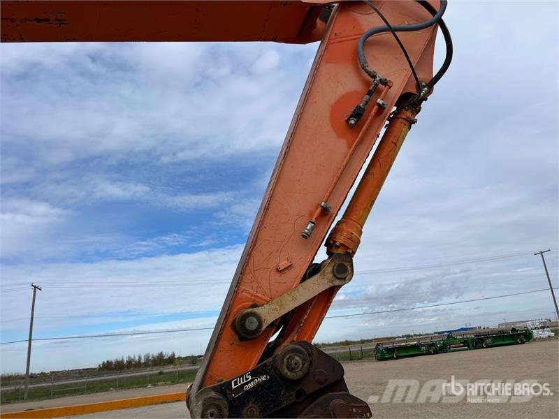 Hitachi ZX270 Koparki gąsienicowe
