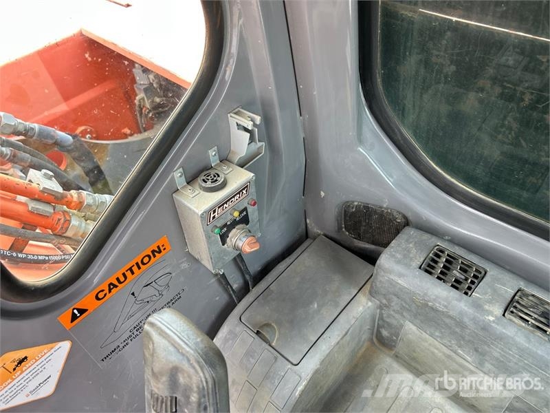 Hitachi ZX270 Koparki gąsienicowe