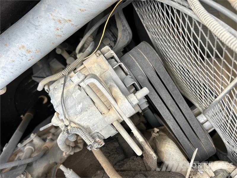 Hitachi ZX270 Koparki gąsienicowe