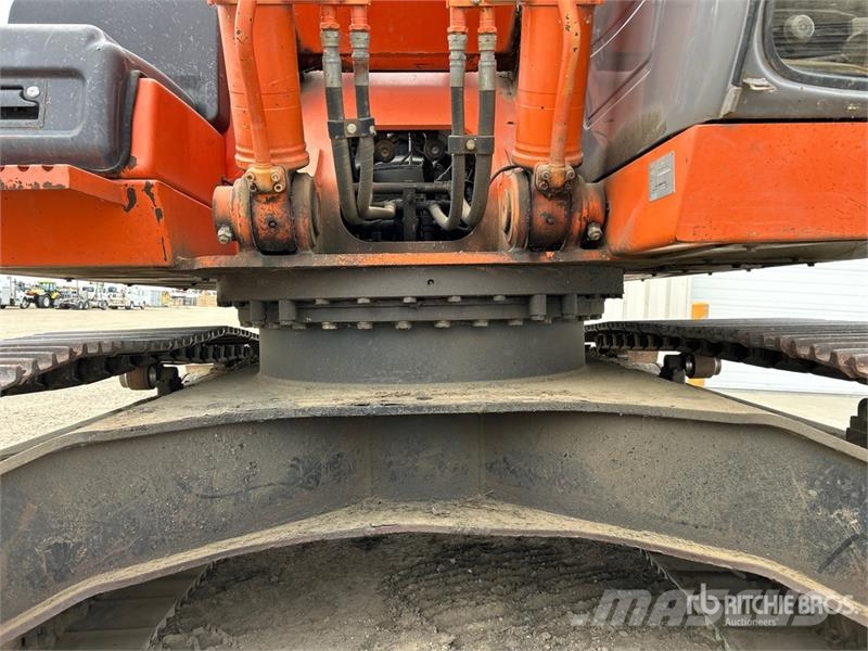 Hitachi ZX270 Koparki gąsienicowe
