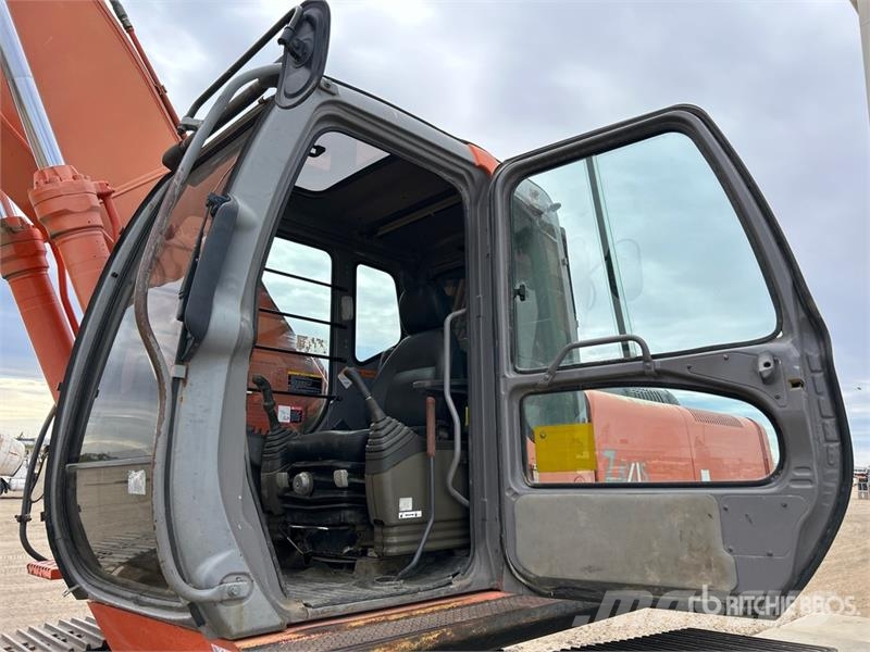 Hitachi ZX270 Koparki gąsienicowe