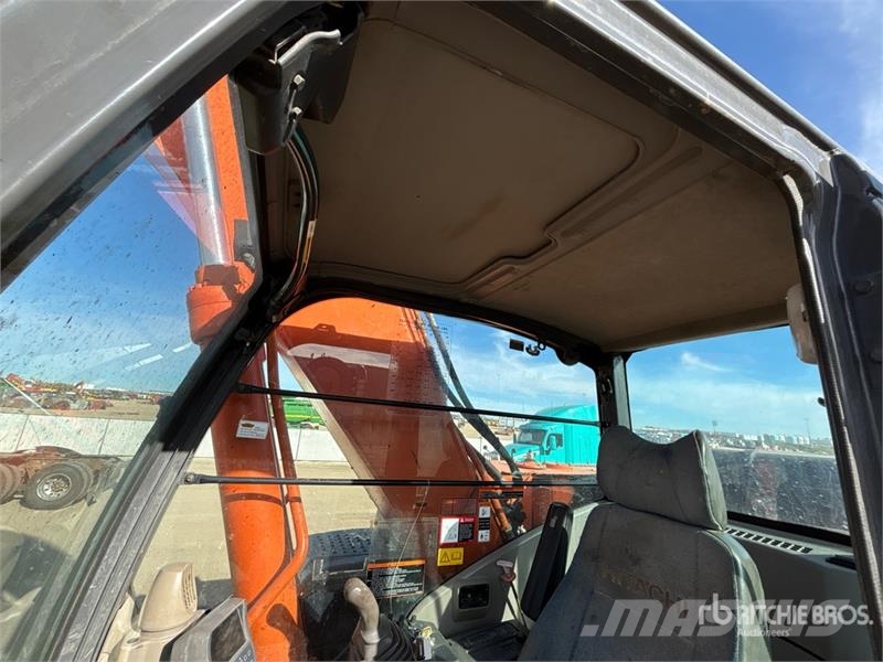 Hitachi ZX270LC-3 Tracked Excavator Gravemaskiner på larvebånd