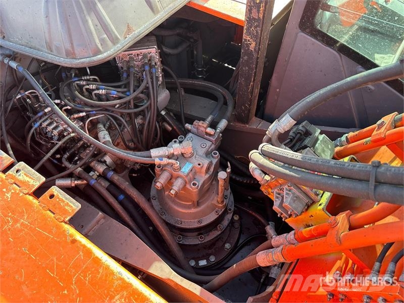 Hitachi ZX270LC-3 Tracked Excavator Gravemaskiner på larvebånd