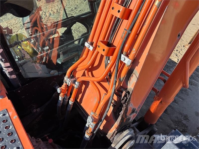 Hitachi ZX300LC-6N Tracked Excavator Bageri gusjeničari