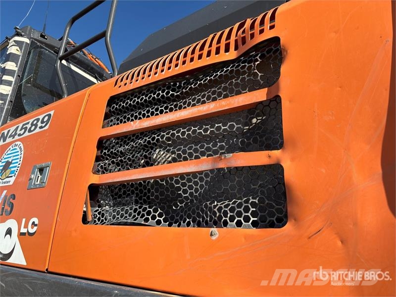 Hitachi ZX300LC-6N Tracked Excavator Bageri gusjeničari
