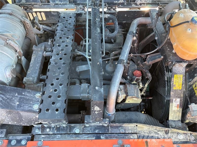 Hitachi ZX300LC-6N Tracked Excavator Bageri gusjeničari