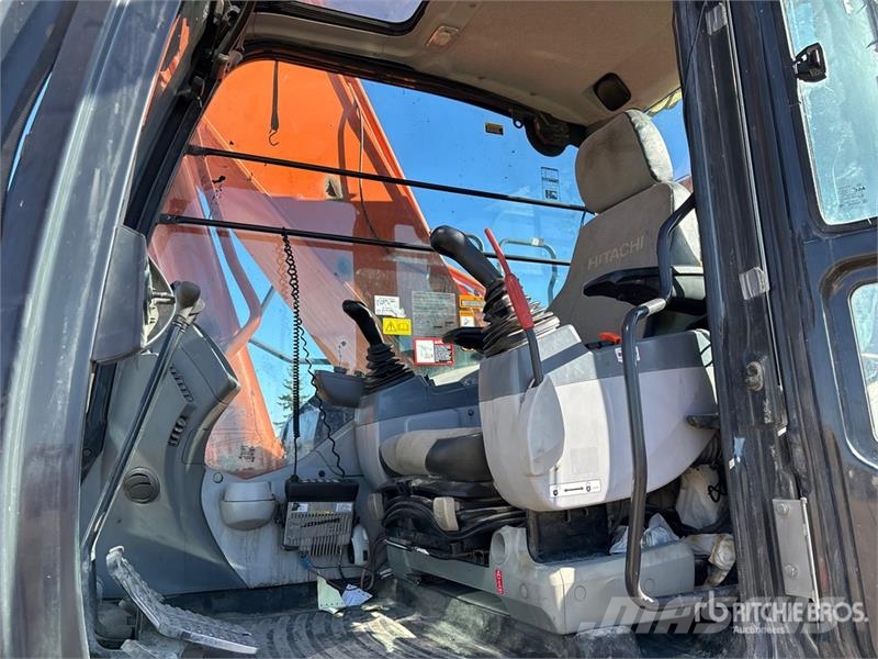 Hitachi ZX300LC-6N Tracked Excavator Bageri gusjeničari