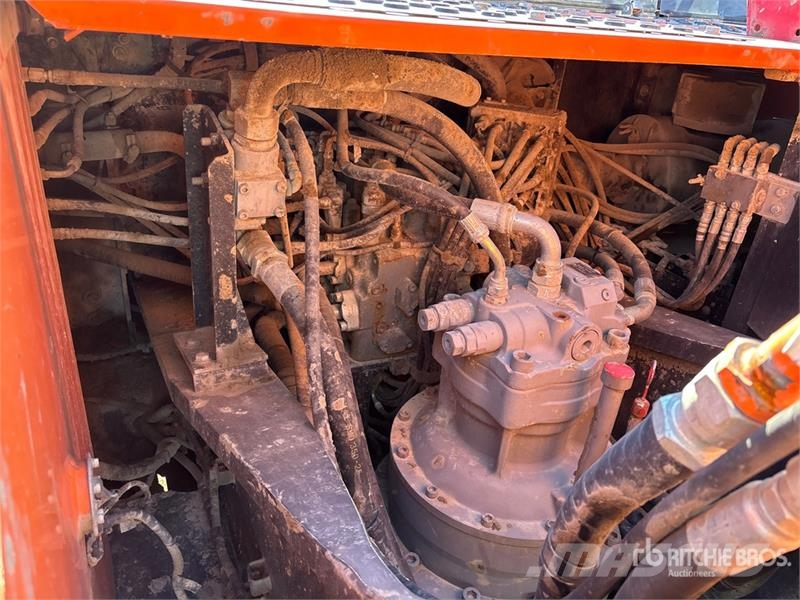 Hitachi ZX300LC-6N Tracked Excavator Bageri gusjeničari