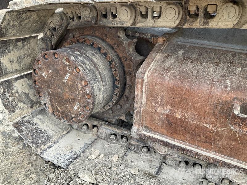 Hitachi ZX330LC Vikšriniai ekskavatoriai