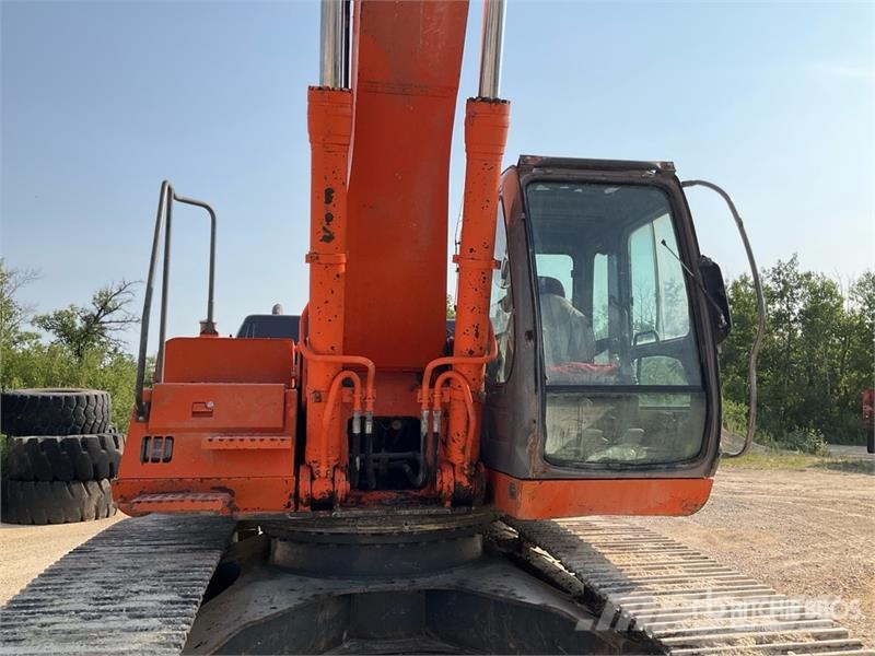 Hitachi ZX330LC Vikšriniai ekskavatoriai