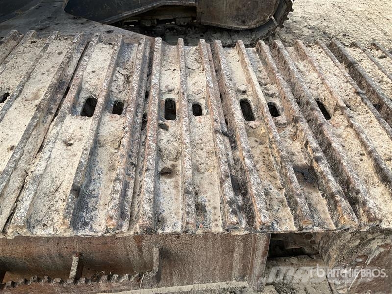 Hitachi ZX330LC Vikšriniai ekskavatoriai