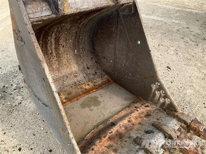 Hitachi ZX330LC Vikšriniai ekskavatoriai