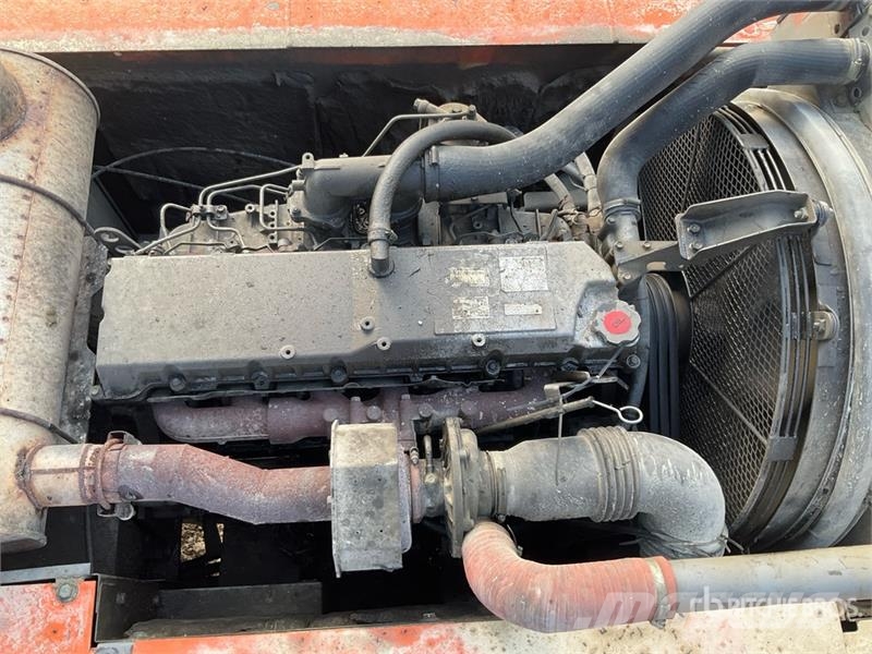 Hitachi ZX330LC Vikšriniai ekskavatoriai
