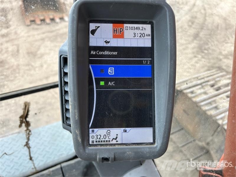 Hitachi ZX350LC-5N Tracked Excavator 履带挖掘机