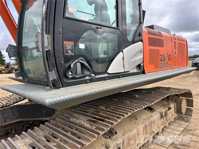 Hitachi ZX350LC-5N Tracked Excavator 履带挖掘机