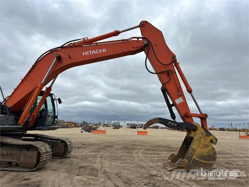 Hitachi ZX350LC-5N Tracked Excavator 履带挖掘机